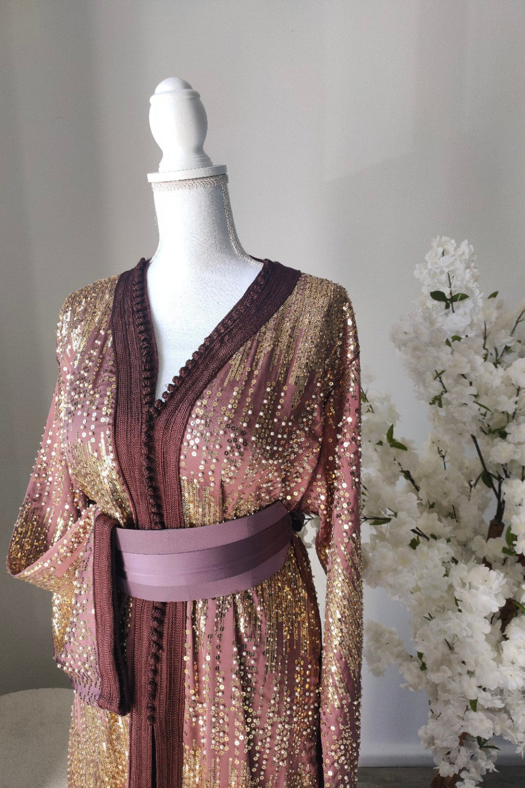 Takchita Prestige - Rose Mauve, Sequins Dorés & Perles